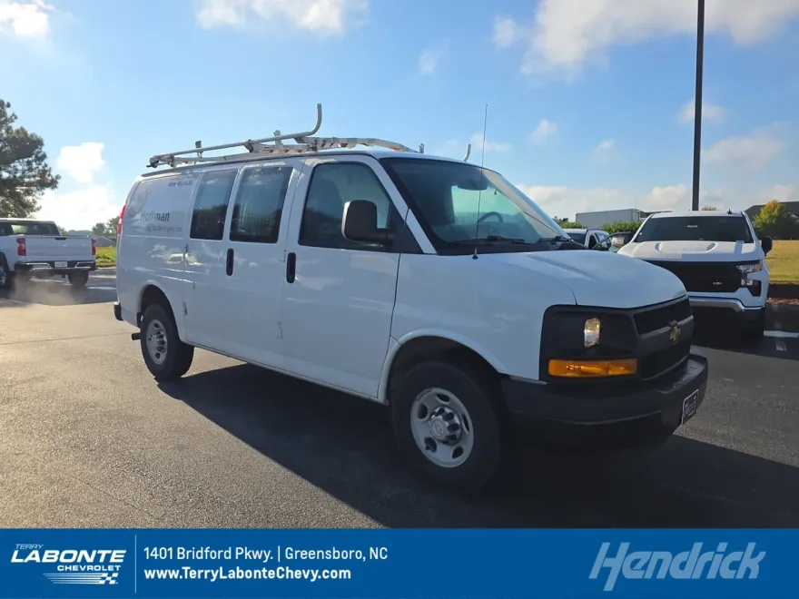 2015 Chevrolet Express Cargo Van photo 1