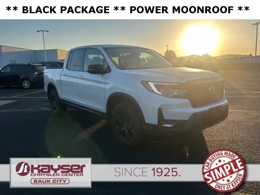 2022 Honda Ridgeline Black Edition photo 1