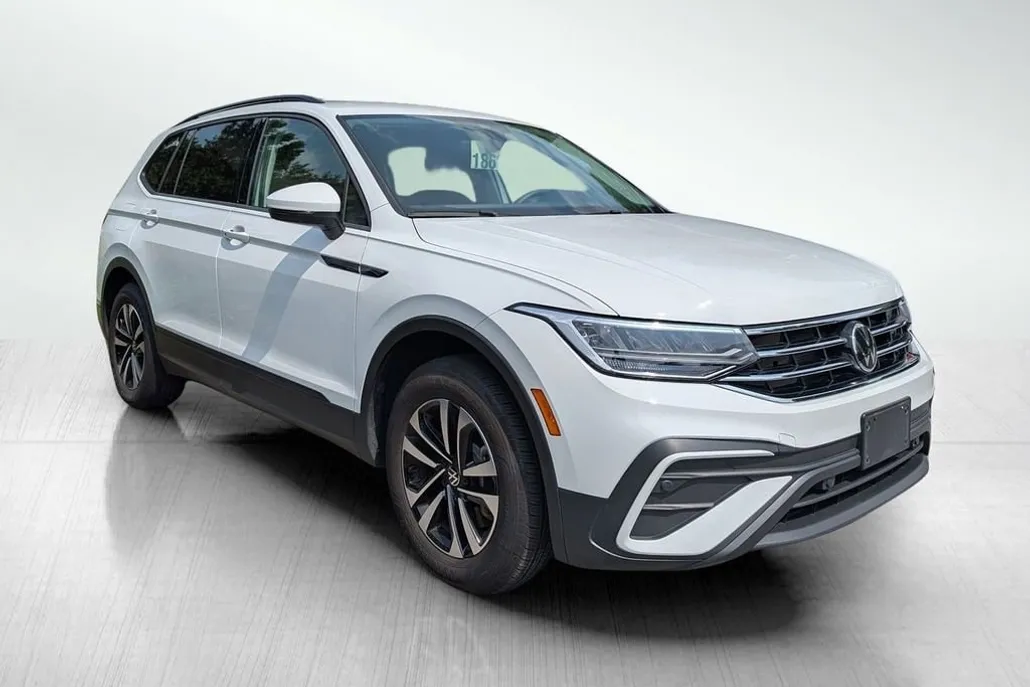 2024 Volkswagen Tiguan S photo 1