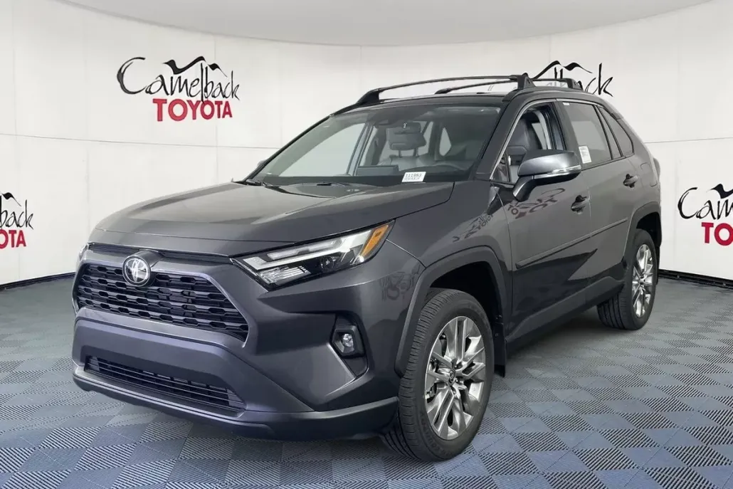 2025 Toyota RAV4 XLE Premium photo 1