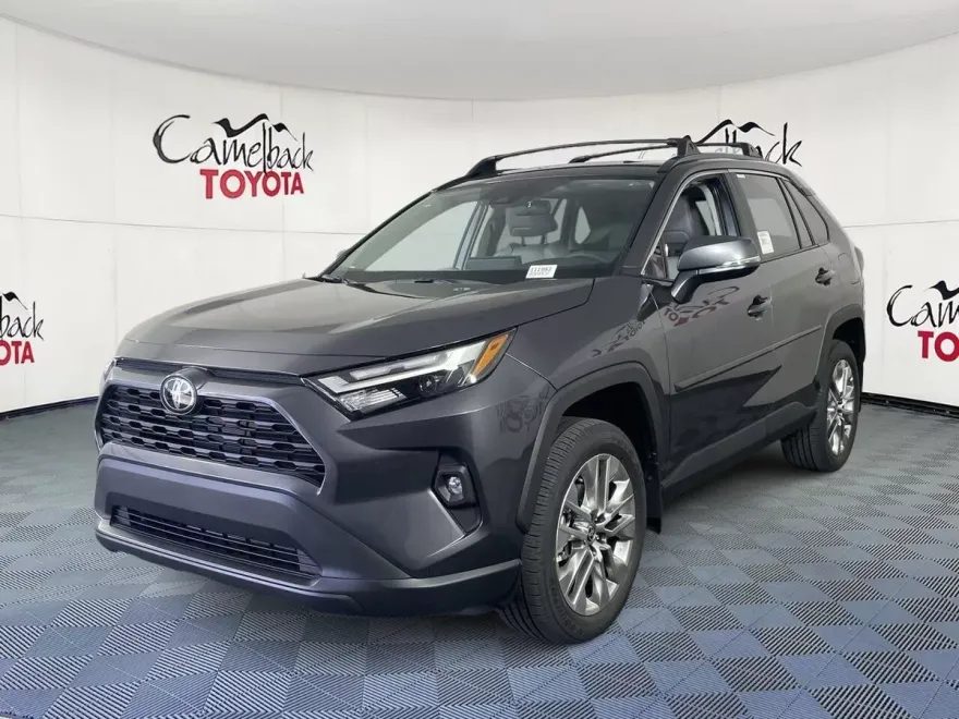 2025 Toyota RAV4 XLE Premium photo 1