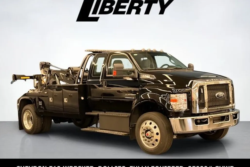 2026 Ford F-750 photo 1