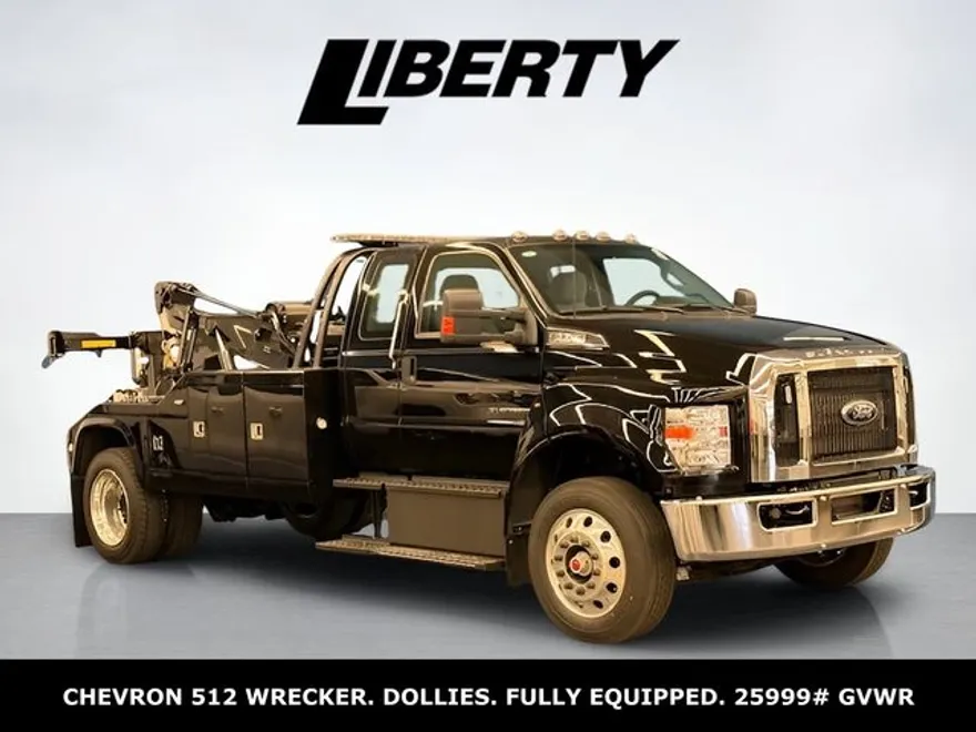 2026 Ford F-750 photo 1