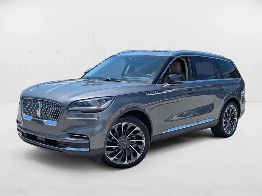 2022 Lincoln Aviator Reserve photo 1