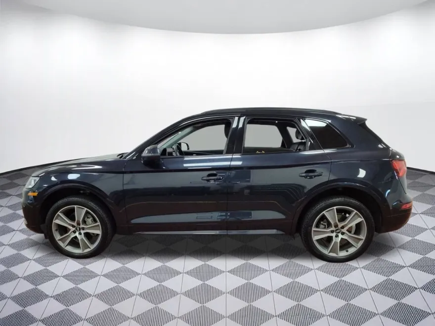 2020 Audi Q5 Premium Plus photo 1