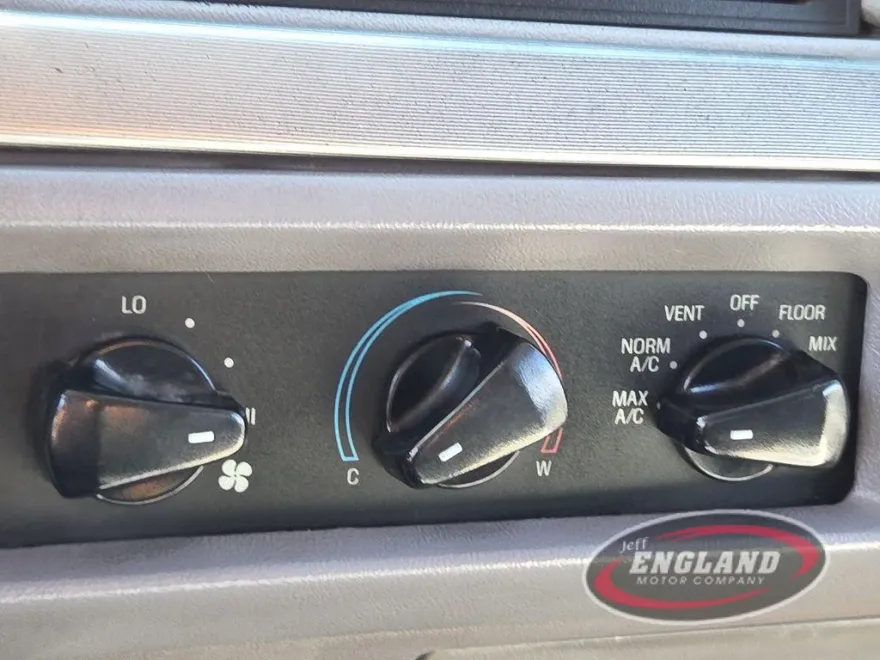 1995 Ford Bronco First Edition photo 14