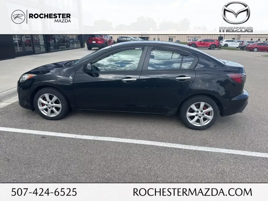 2011 Mazda Mazda3 Touring photo 1