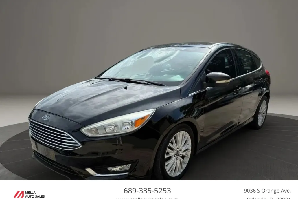 2017 Ford Focus Titanium photo 1