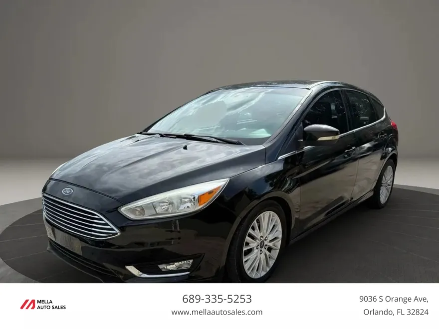 2017 Ford Focus Titanium photo 1