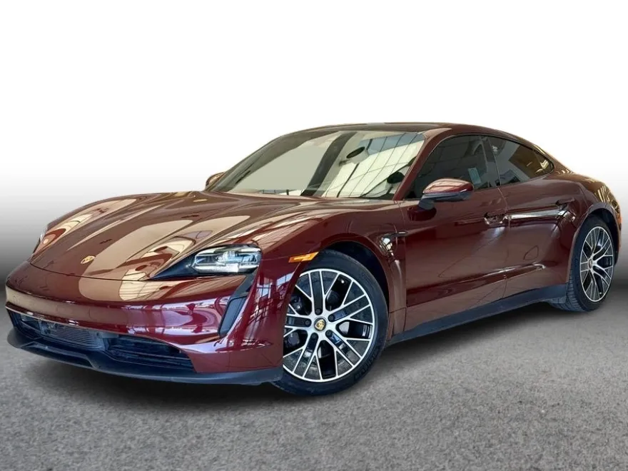 2022 Porsche Taycan photo 1