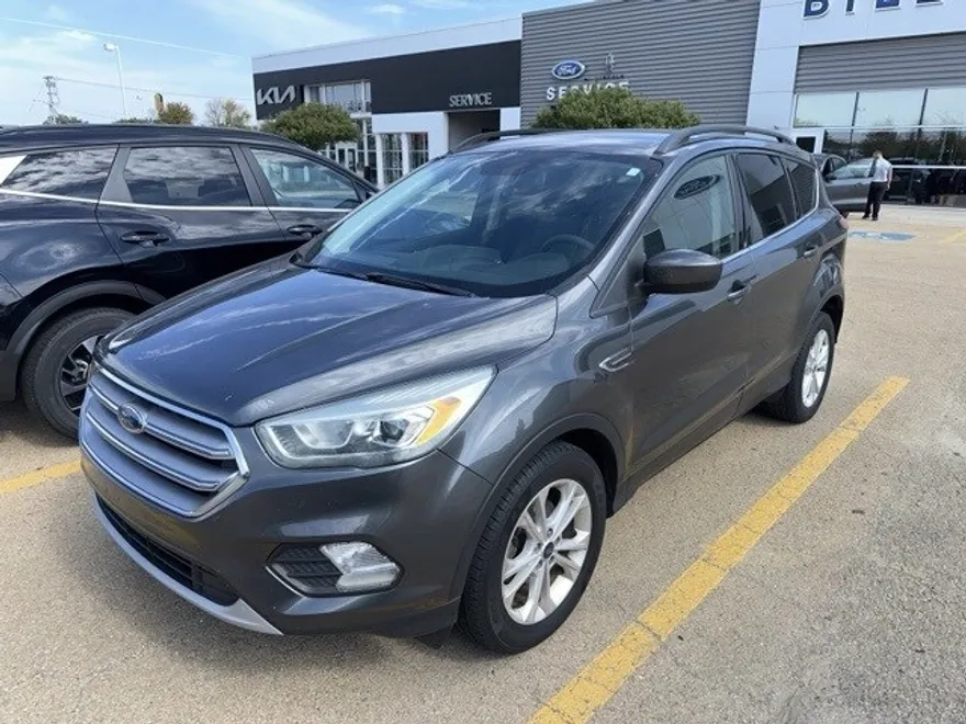 2017 Ford Escape SE photo 1