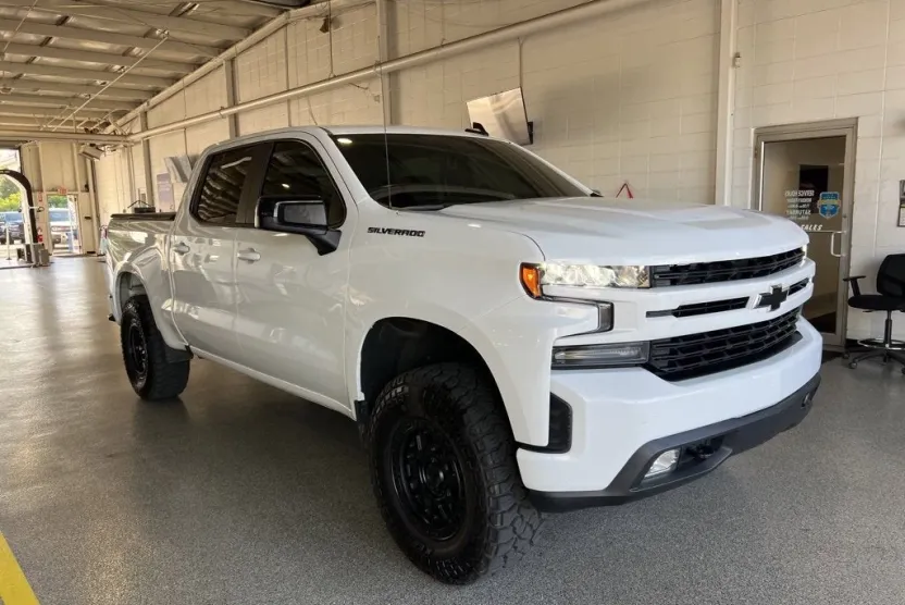 2019 Chevrolet Silverado 1500 RST photo 1