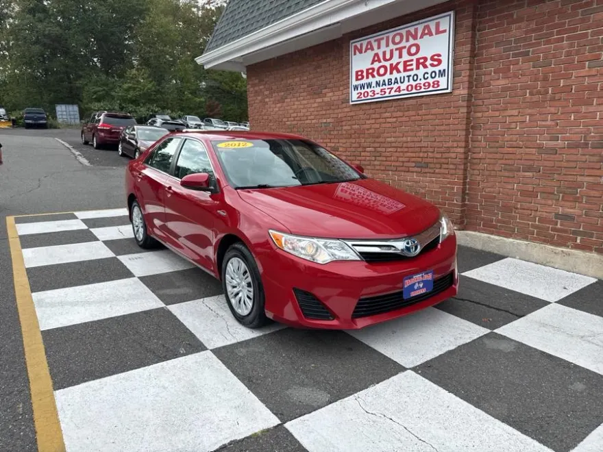 2012 Toyota Camry Hybrid LE photo 1