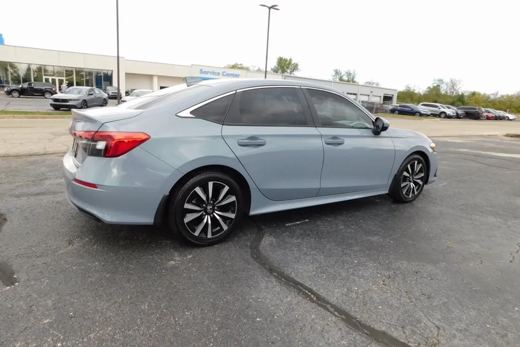 2023 Honda Civic EX photo 1