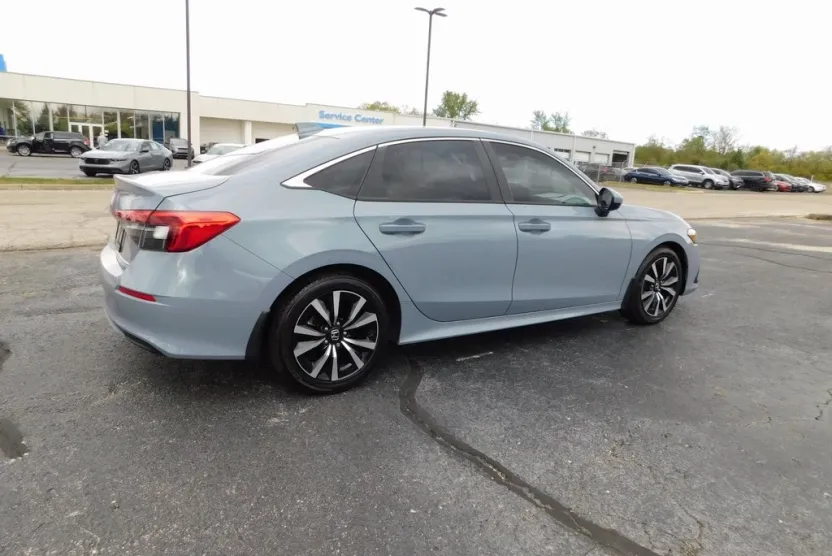 2023 Honda Civic EX photo 1