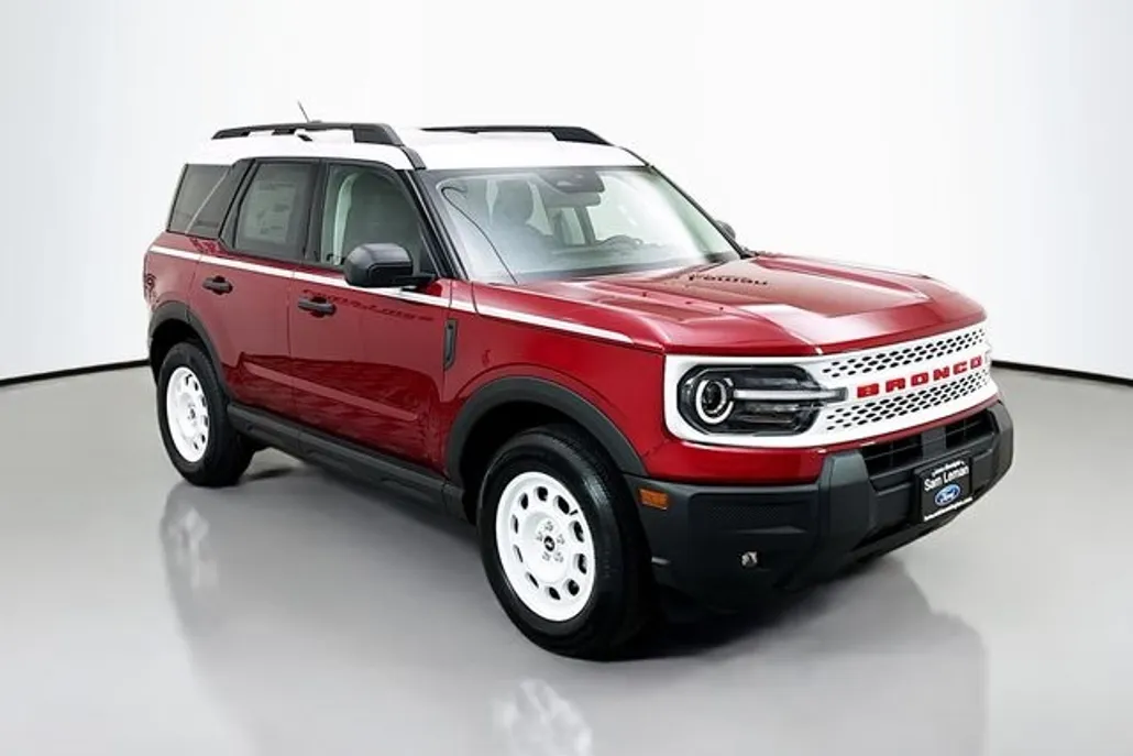 2025 Ford Bronco Sport Heritage photo 1