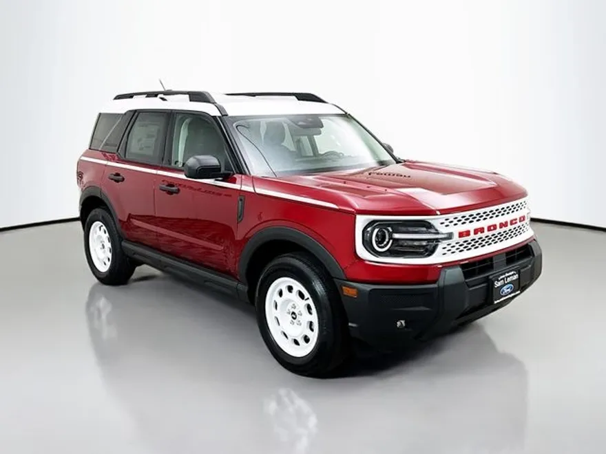 2025 Ford Bronco Sport Heritage photo 1