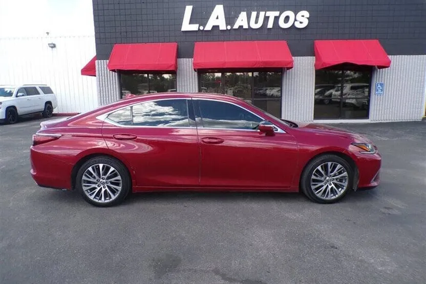 2019 Lexus ES 350 photo 1