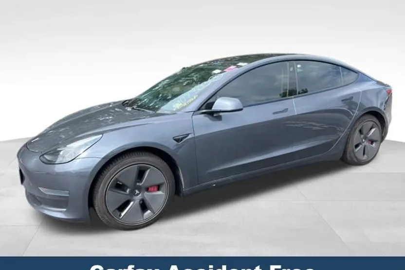 2021 Tesla Model 3 Standard Range Plus photo 1
