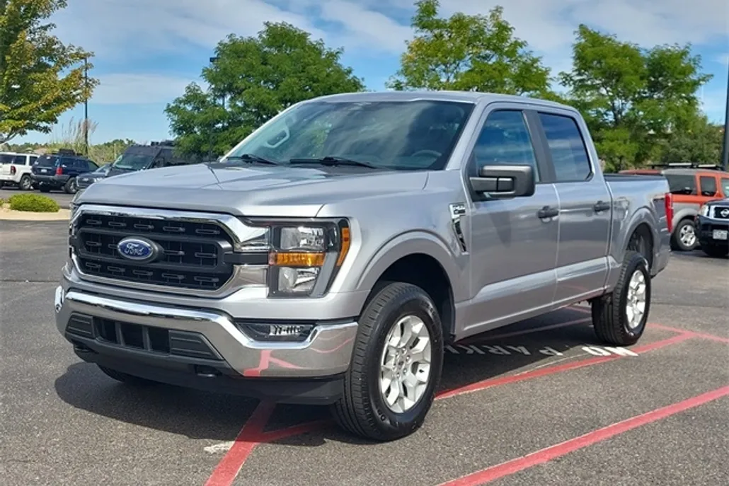 2023 Ford F-150 XLT photo 1