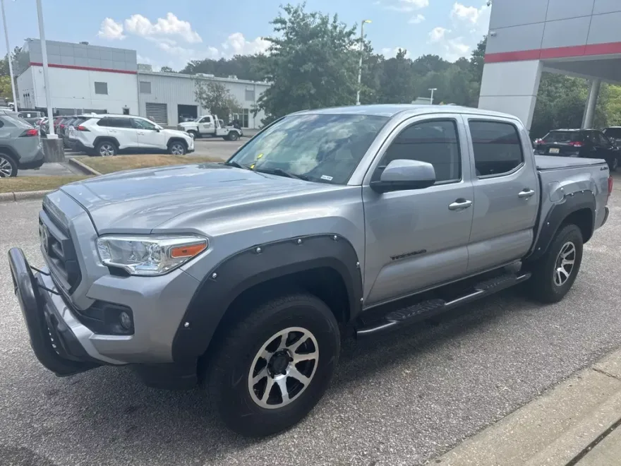 2020 Toyota Tacoma SR 4x4 Double Cab photo 1