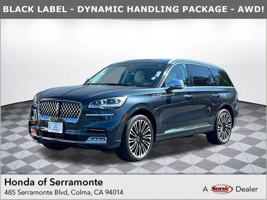 2022 Lincoln Aviator Black Label photo 1
