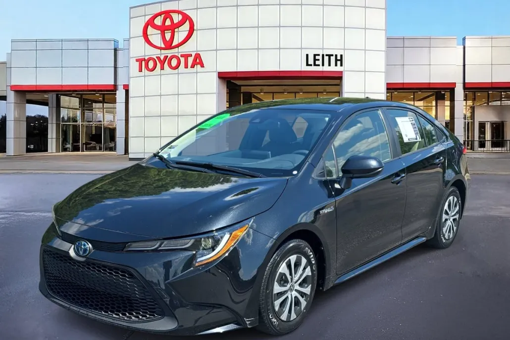 2021 Toyota Corolla Hybrid LE photo 1