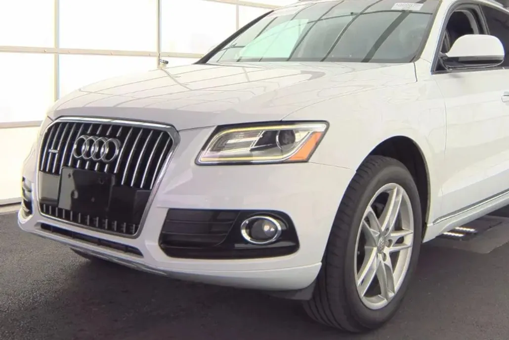 2016 Audi Q5 2.0T Premium photo 1