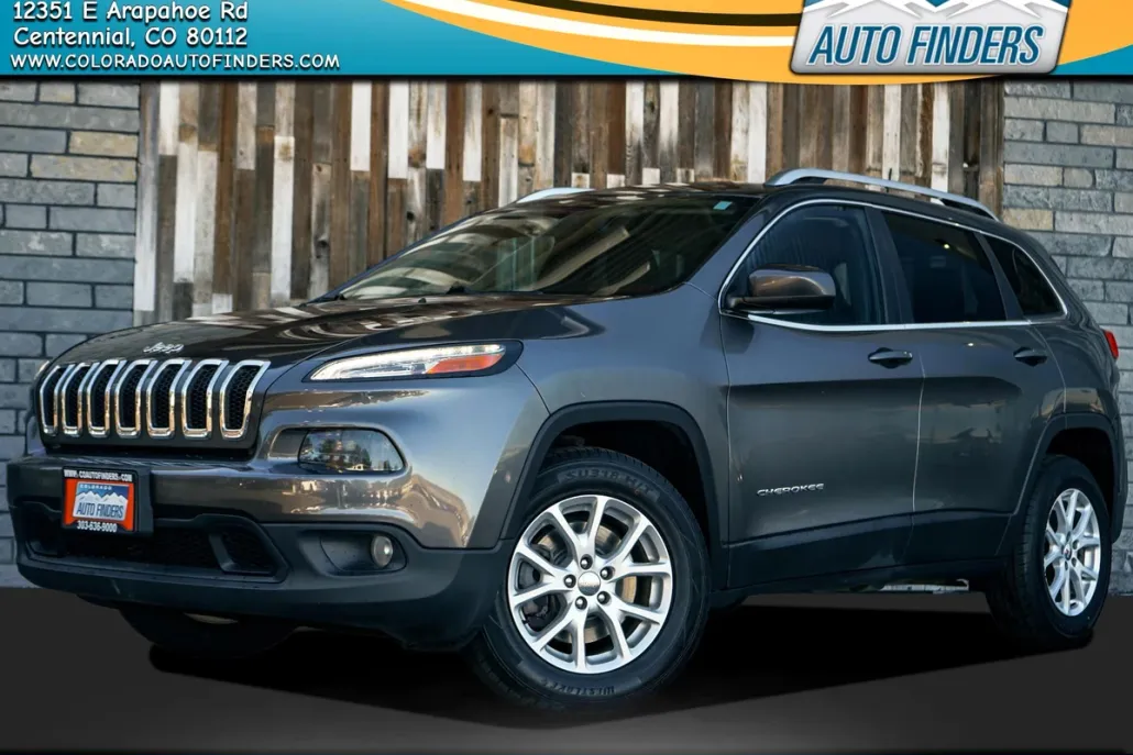 2016 Jeep Cherokee Latitude photo 1