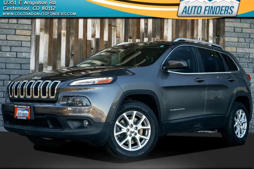 2016 Jeep Cherokee Latitude photo 1