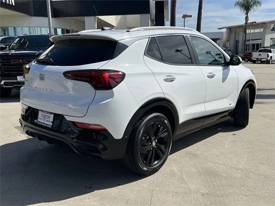 2026 Buick Encore GX Sport Touring photo 1