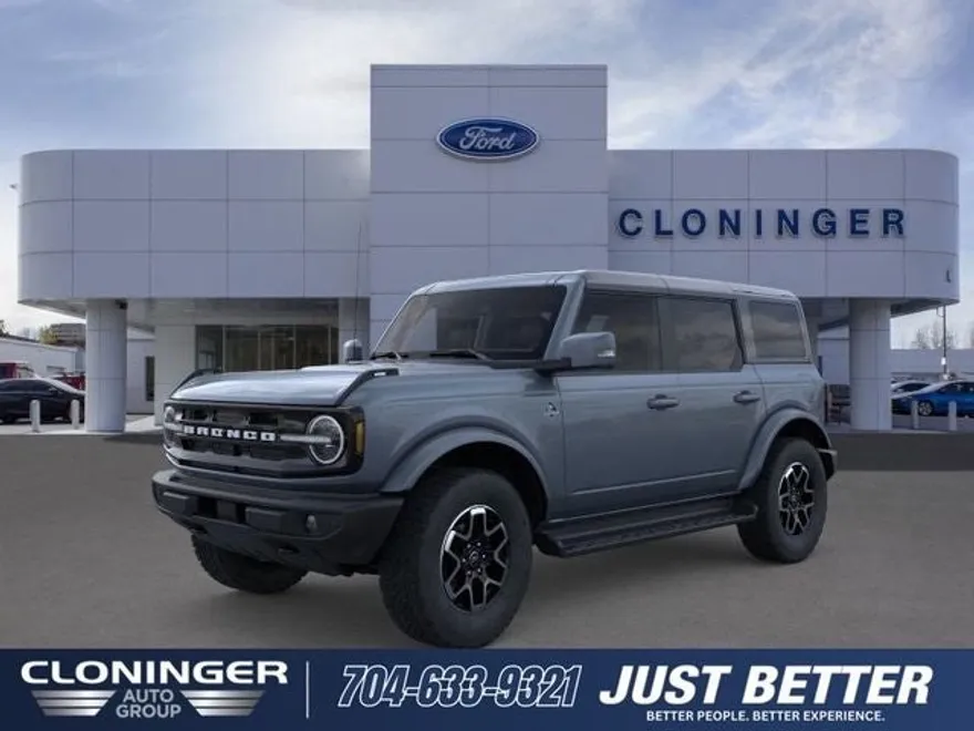 2025 Ford Bronco Outer Banks photo 1