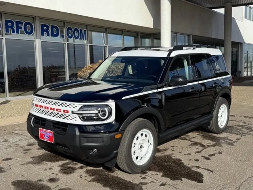 2025 Ford Bronco Sport Heritage photo 1