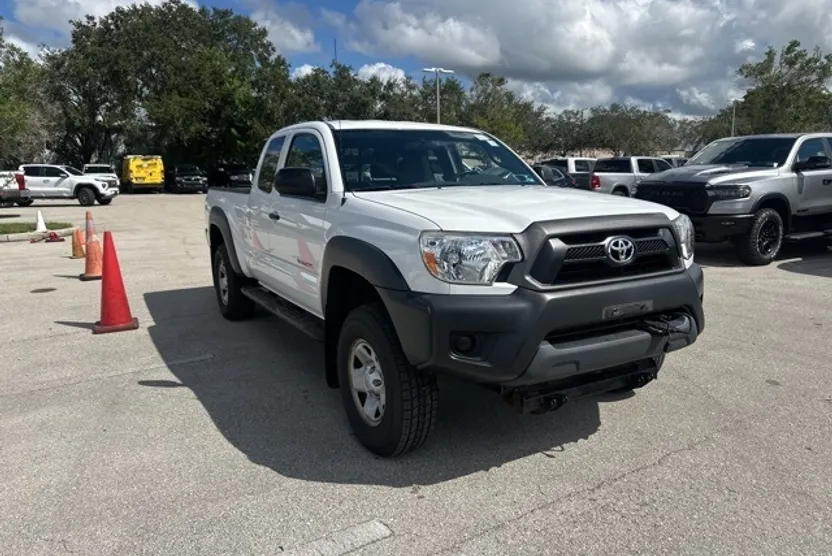2014 Toyota Tacoma Base photo 1