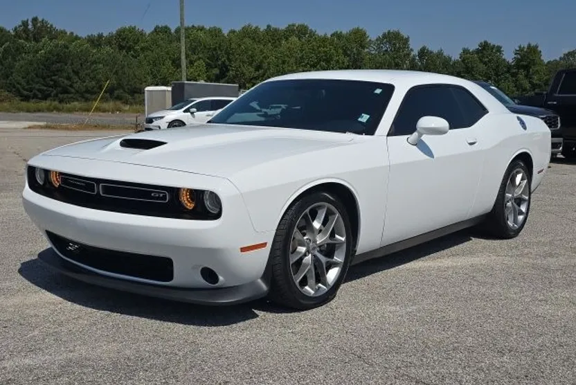 2023 Dodge Challenger GT photo 1