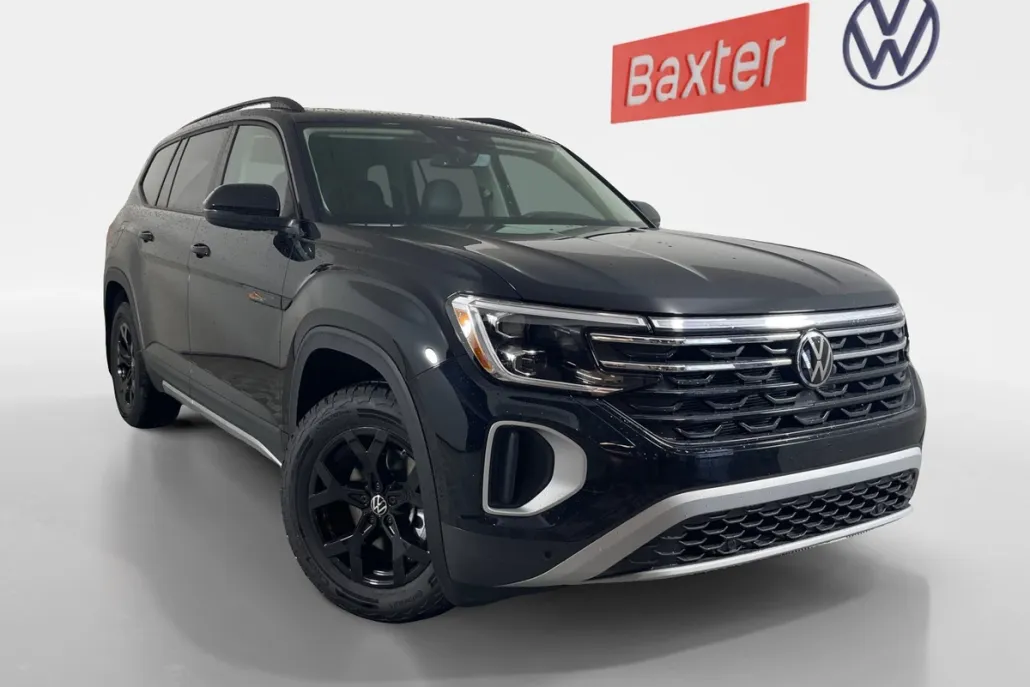 2025 Volkswagen Atlas Peak Edition SE photo 1
