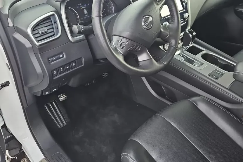 2023 Nissan Murano SL photo 1