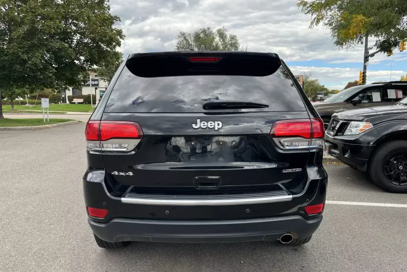 2020 Jeep Grand Cherokee Limited photo 1