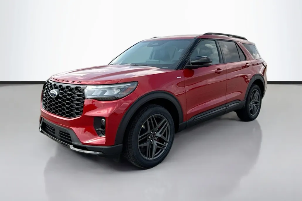 2025 Ford Explorer ST-Line photo 1