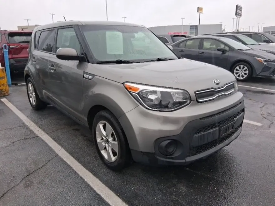 2017 Kia Soul Base photo 1