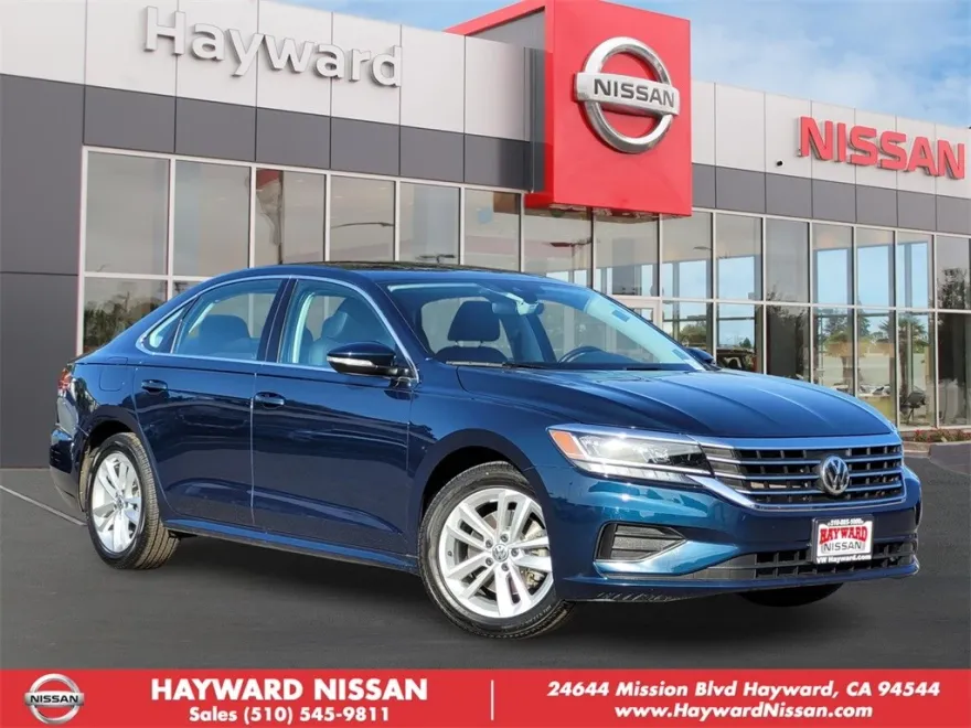 2020 Volkswagen Passat 2.0T SE photo 1