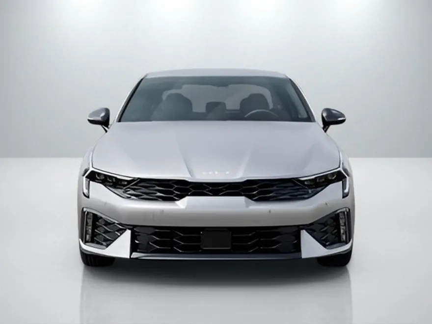 2026 Kia K5 GT-Line photo 1