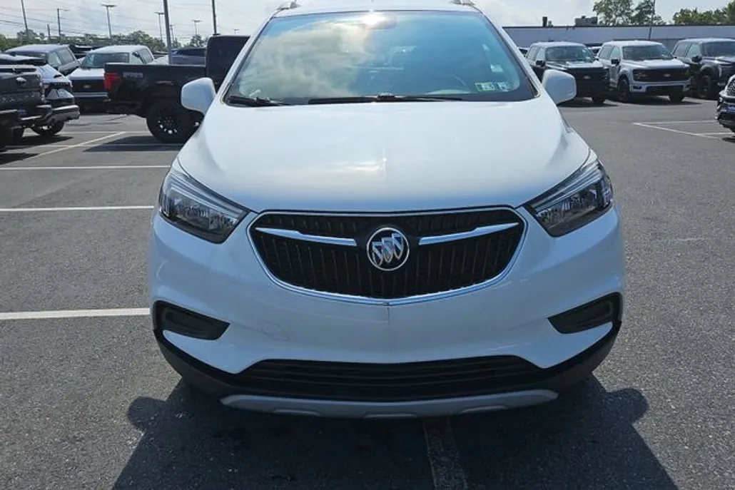 2020 Buick Encore Preferred photo 1