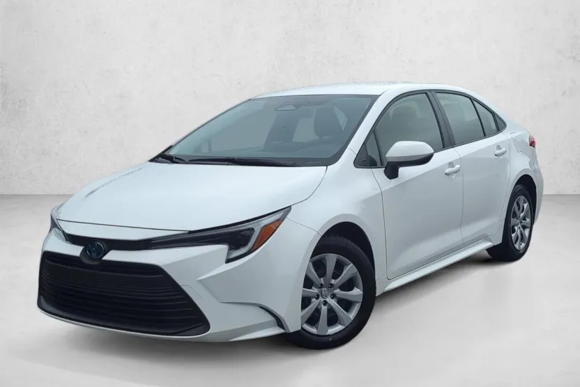 2025 Toyota Corolla Hybrid LE photo 1