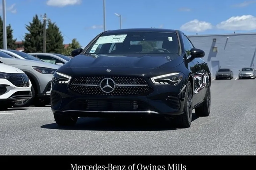 2025 Mercedes Benz CLA 250 4MATIC photo 1