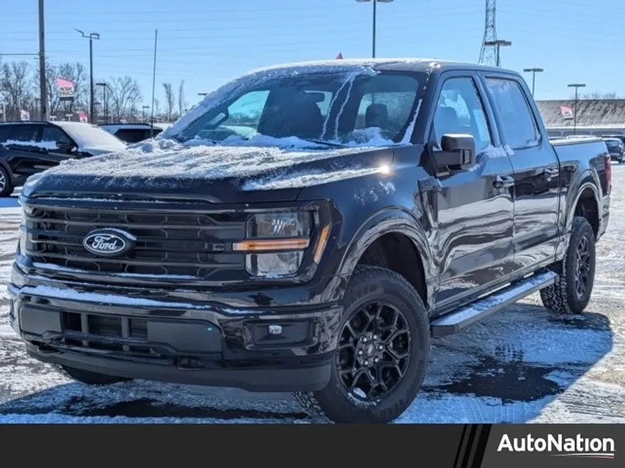 2025 Ford F-150 XLT photo 1
