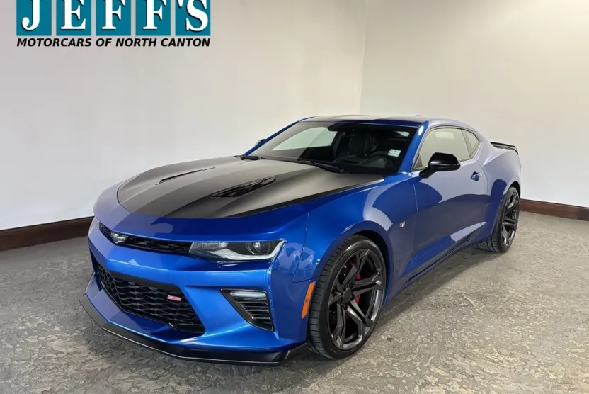 2017 Chevrolet Camaro 1LE Coupe photo 1