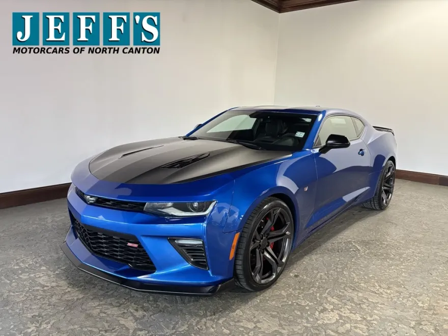 2017 Chevrolet Camaro 1LE Coupe photo 1