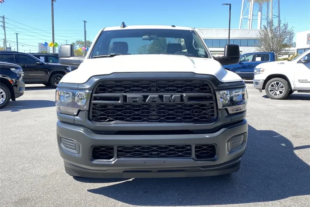 2023 Ram 2500 Tradesman photo 1