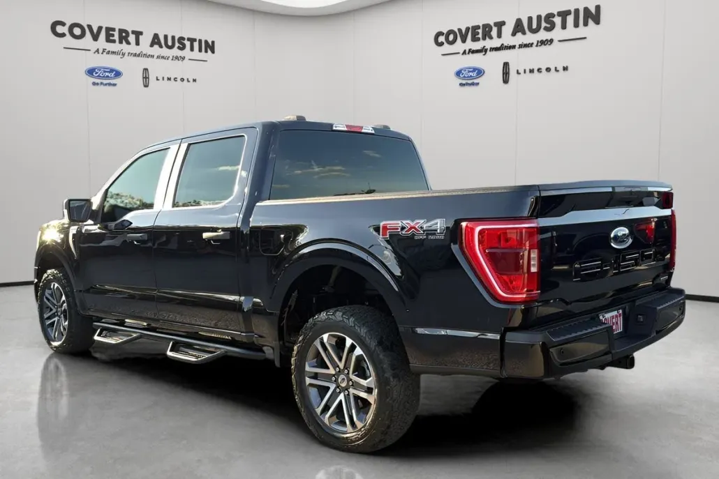 2021 Ford F-150 XL photo 1